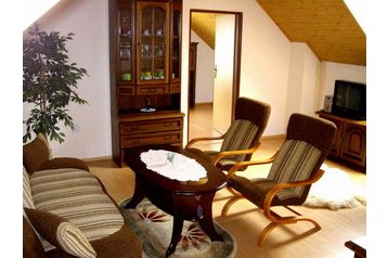 Slovacia Privát Dúbrava, Exteriorul